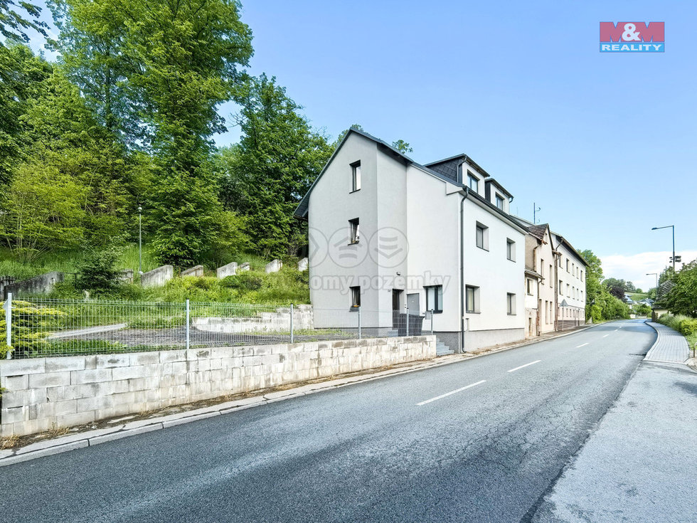 Pronájem bytu 3+kk 64 m², Dolní Dobrouč