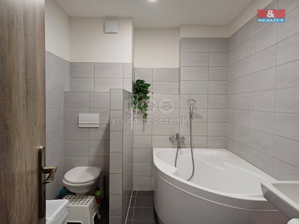 Prodej bytu 2+1 62 m², Pardubice