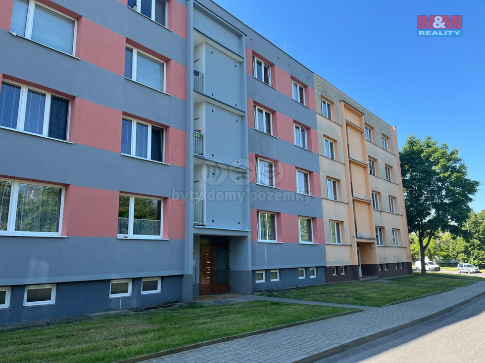Prodej bytu 1+kk, garsoniery 24 m², Louny