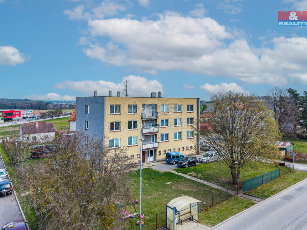 Pronájem bytu 3+1 69 m², Slapy