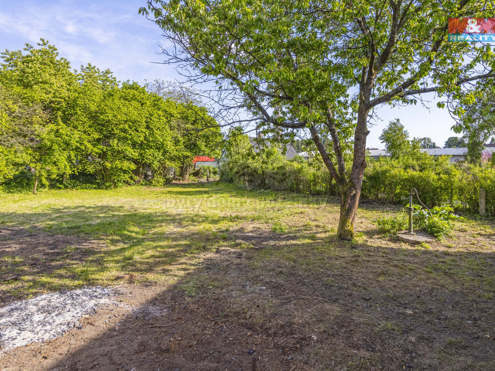 Prodej stavební parcely 819 m², Červený Kostelec