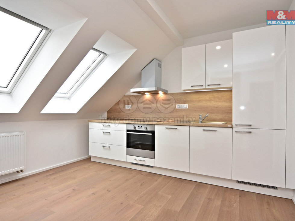 Pronájem bytu 1+kk, garsoniery 35 m², Mladá Boleslav
