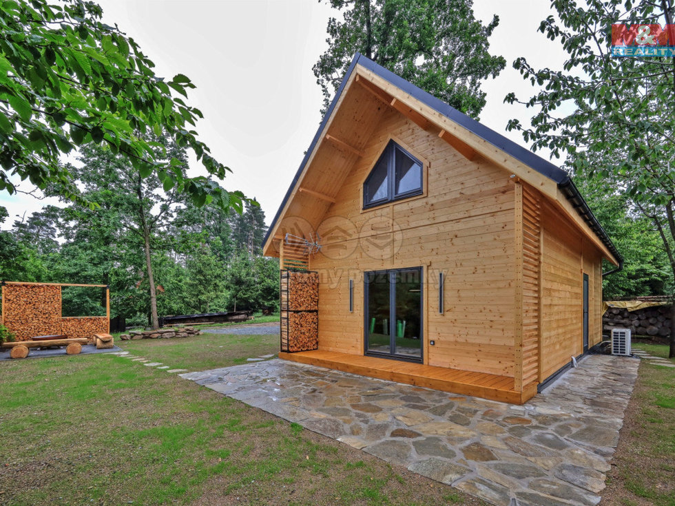 Prodej stavební parcely 409 m², Kozlany