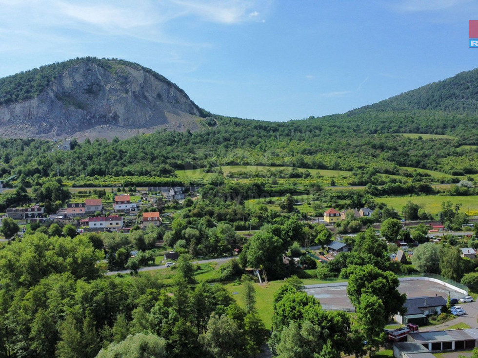 Prodej stavební parcely 1547 m², Želenice