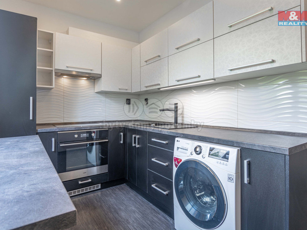 Prodej bytu 2+1 54 m², Karviná