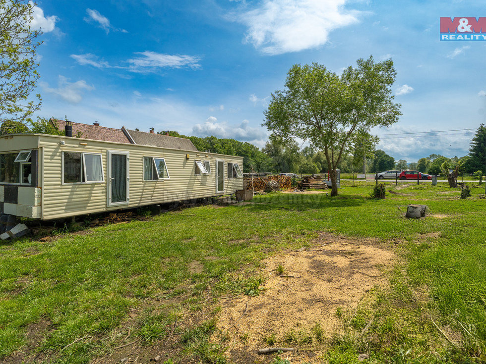 Prodej stavební parcely 1270 m², Višňová