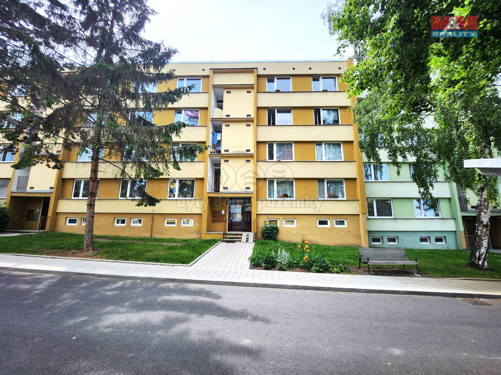 Prodej bytu 2+kk 39 m², Louny