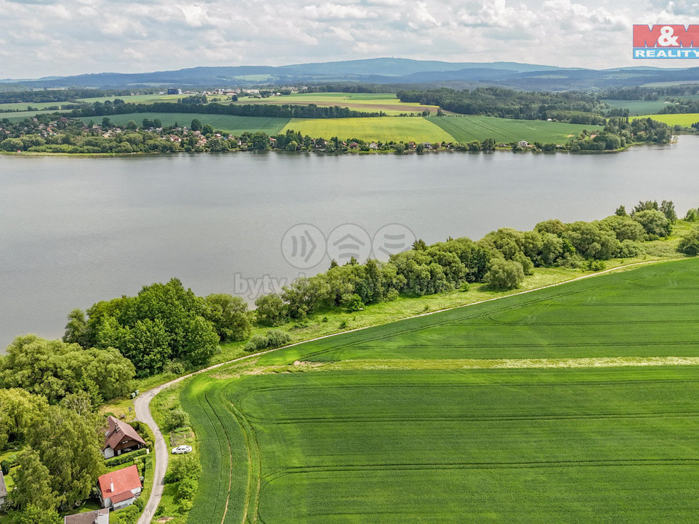 Prodej zemědělské půdy 2452 m², Cheb