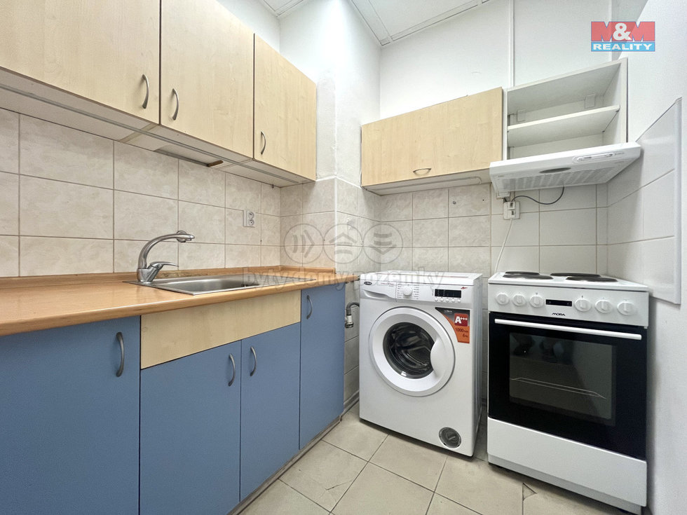 Pronájem bytu 2+1 35 m², Zlín