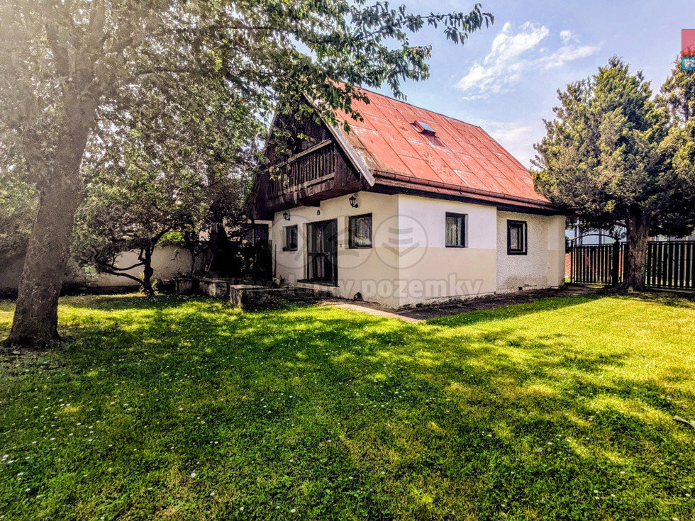 Prodej chaty 85 m², Káraný