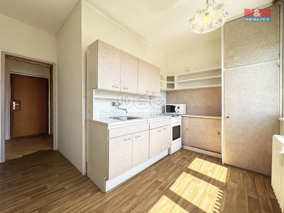 Pronájem bytu 2+1 53 m², Bochov