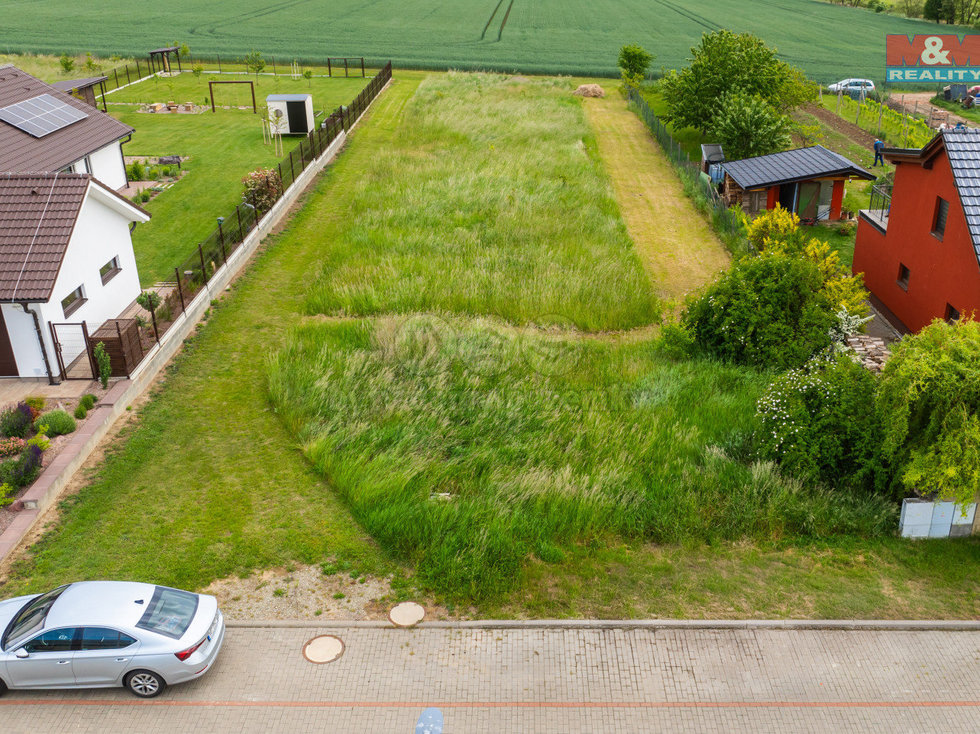 Prodej stavební parcely 1533 m², Šumice