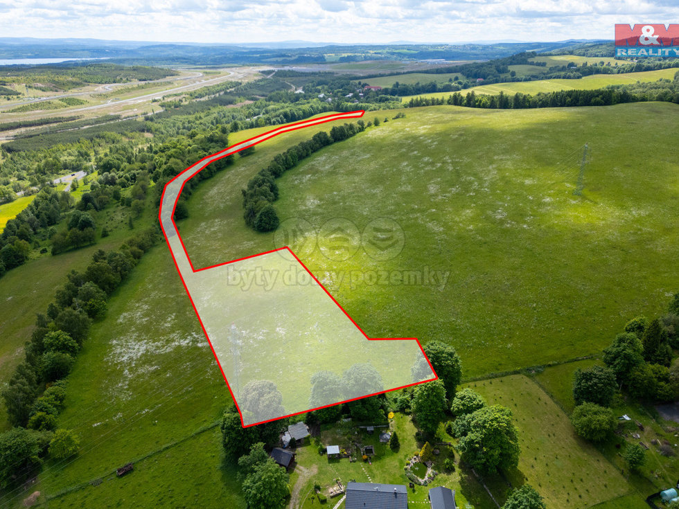 Prodej louky 15938 m², Dolní Nivy