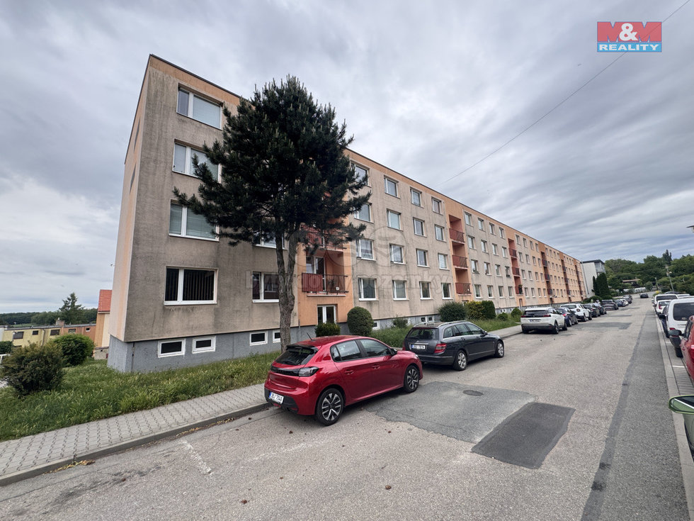 Prodej bytu 2+1 50 m², Zbýšov
