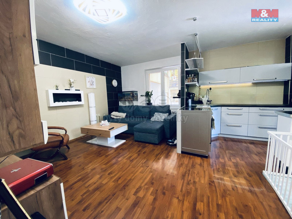 Pronájem bytu 2+1 55 m², Český Těšín