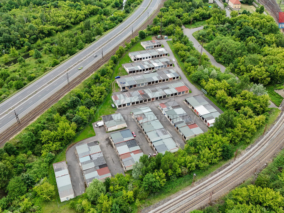 Prodej garáže 21 m², Most