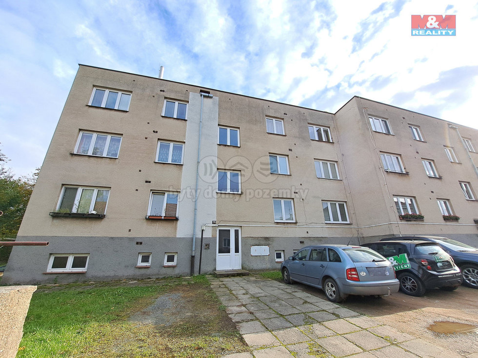 Pronájem bytu 2+1 58 m², Petrovice