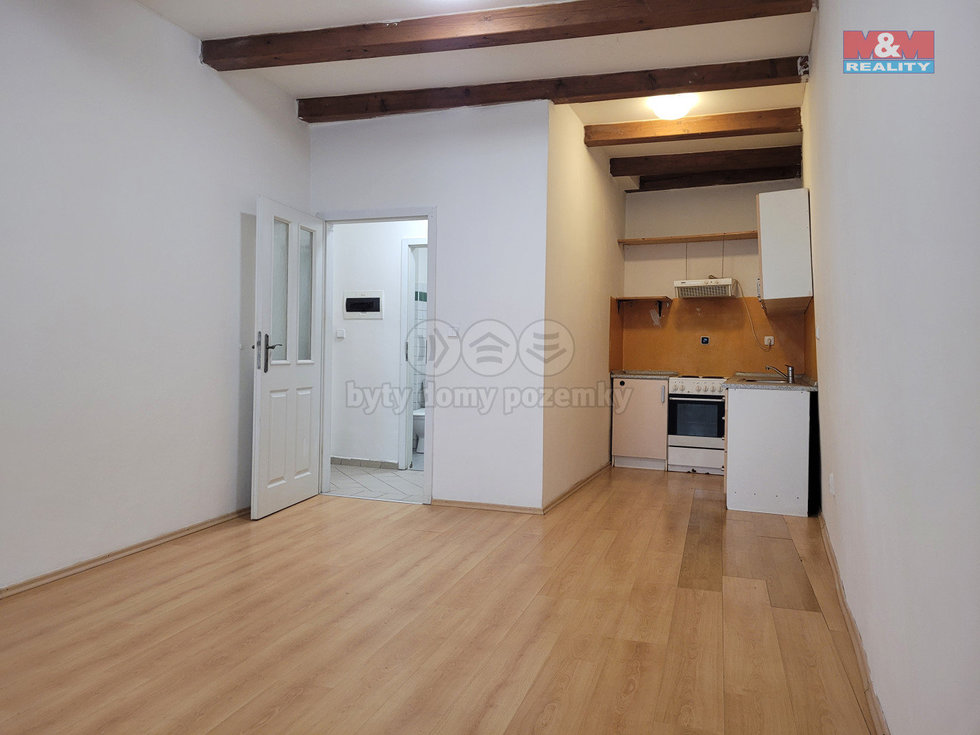 Pronájem bytu 1+kk, garsoniery 35 m², Kolín