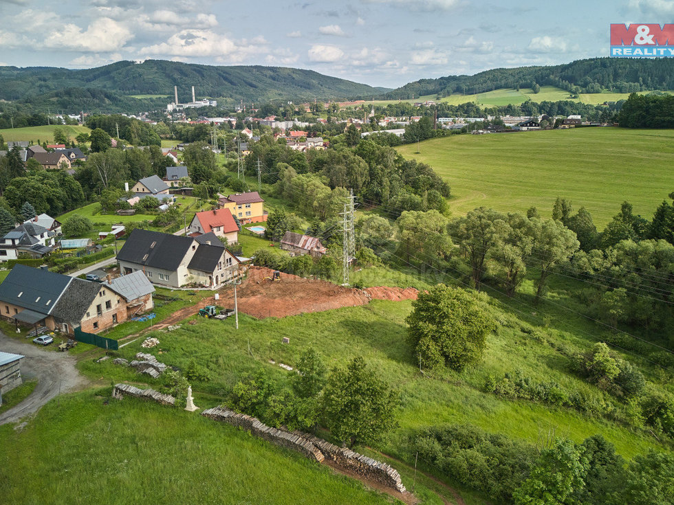 Prodej stavební parcely 1410 m², Trutnov