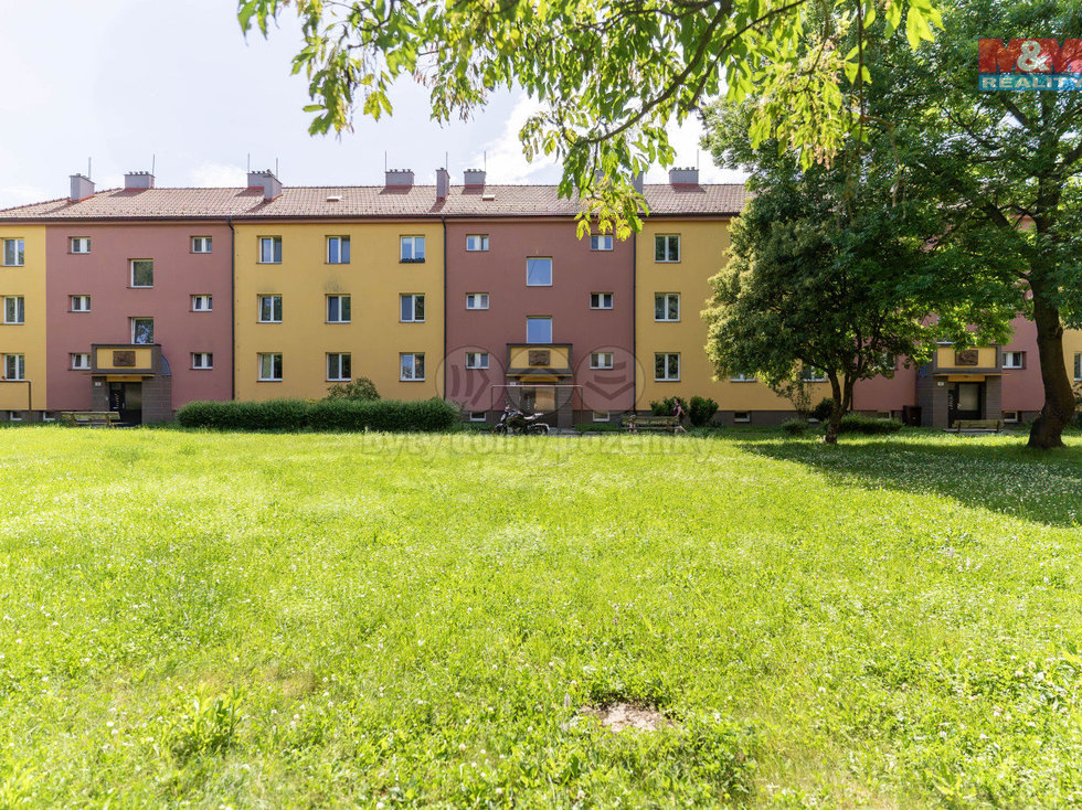 Prodej bytu 3+1 72 m², Chropyně