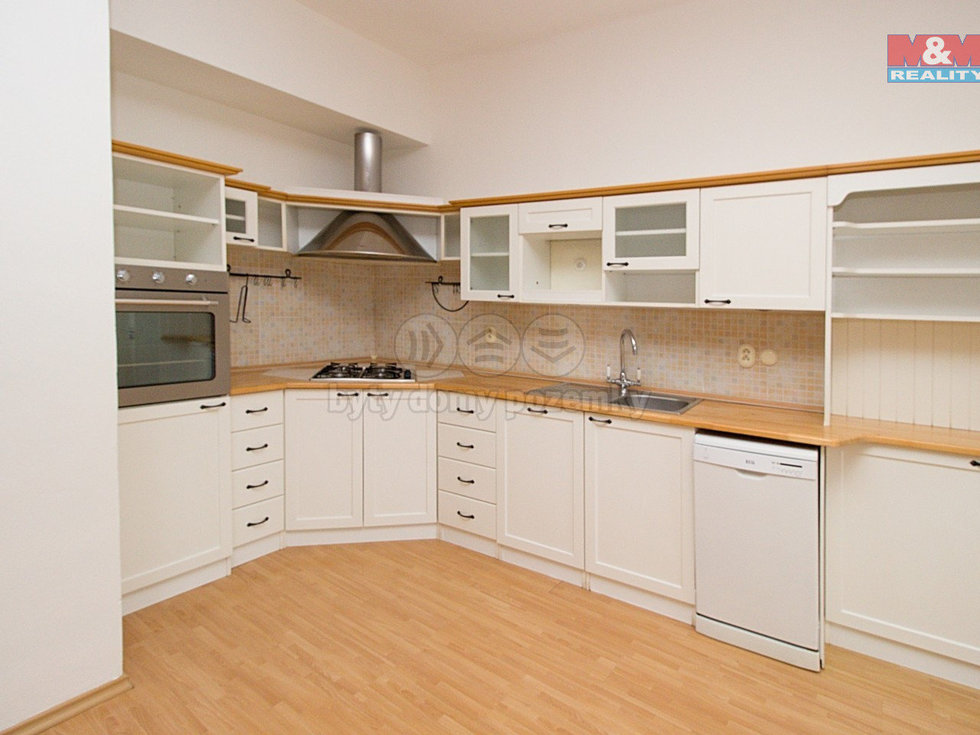 Pronájem bytu 2+kk 67 m², Opava