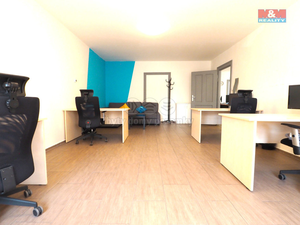 Pronájem kanceláře 78 m², Karviná