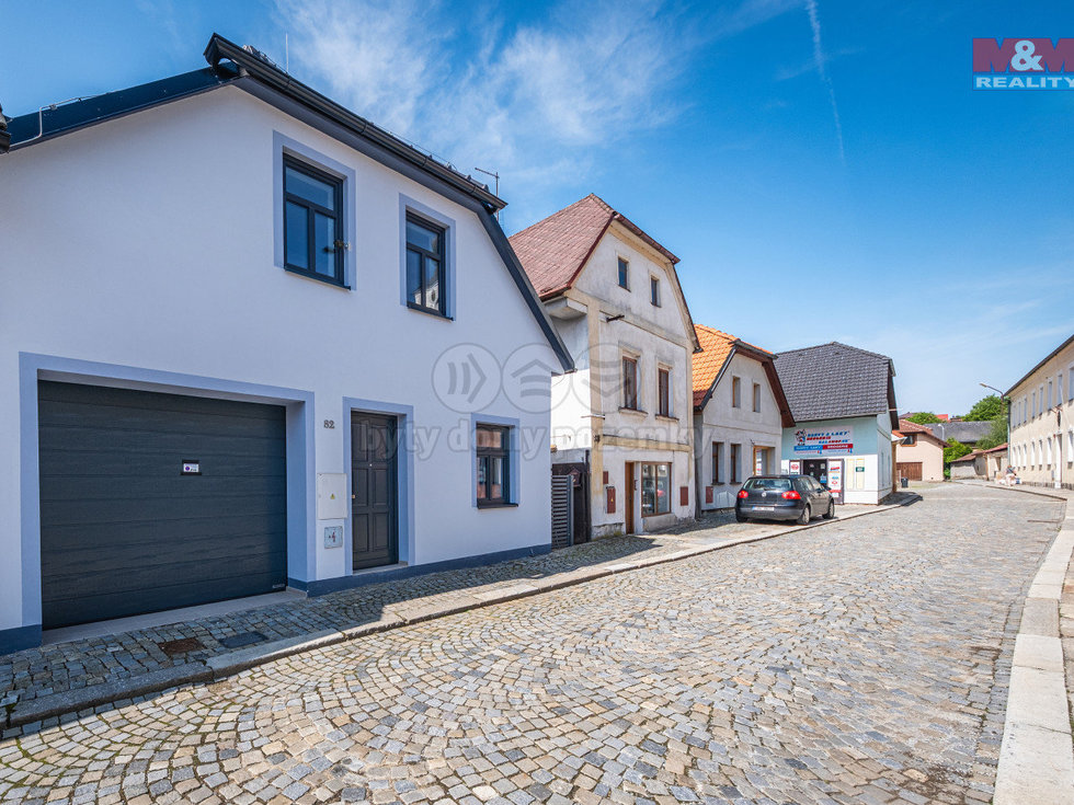 Prodej rodinného domu 210 m², Kamenice nad Lipou