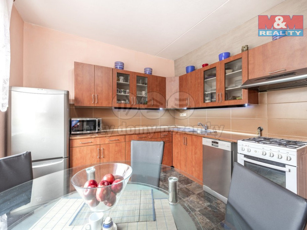 Prodej bytu 4+1 77 m², Jirkov