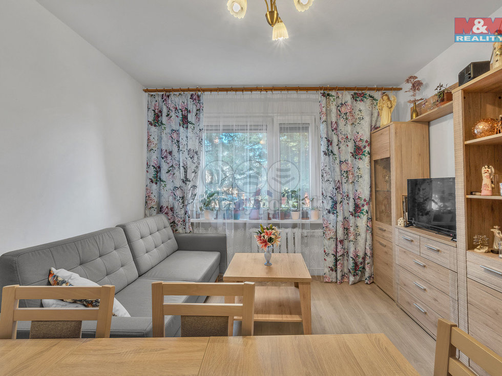 Prodej bytu 2+1 64 m², Dvůr Králové nad Labem