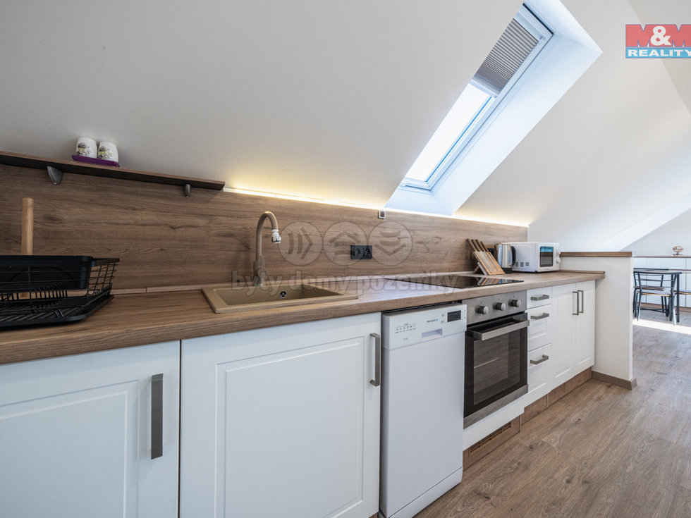 Pronájem bytu 1+kk, garsoniery 54 m², Mukařov