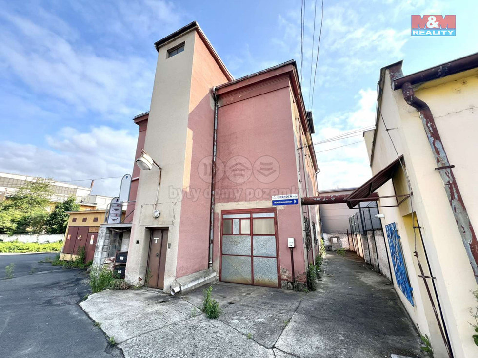 Pronájem skladu 81 m², Děčín