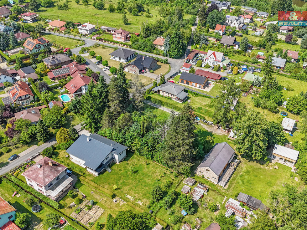 Prodej stavební parcely 1916 m², Sázava
