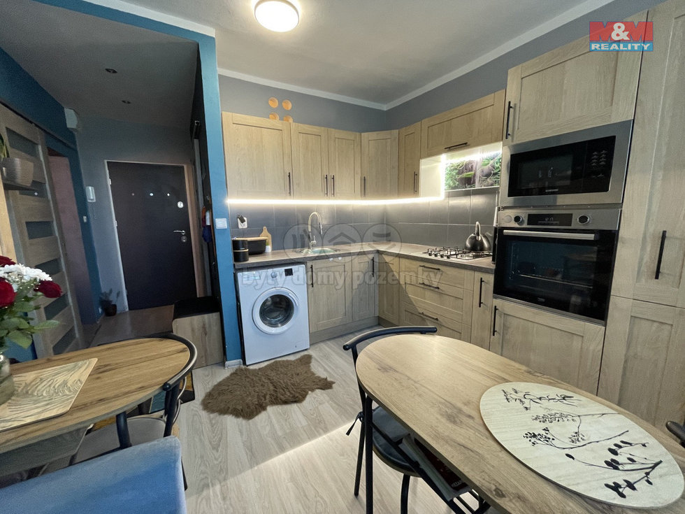 Pronájem bytu 2+kk 39 m², Karviná