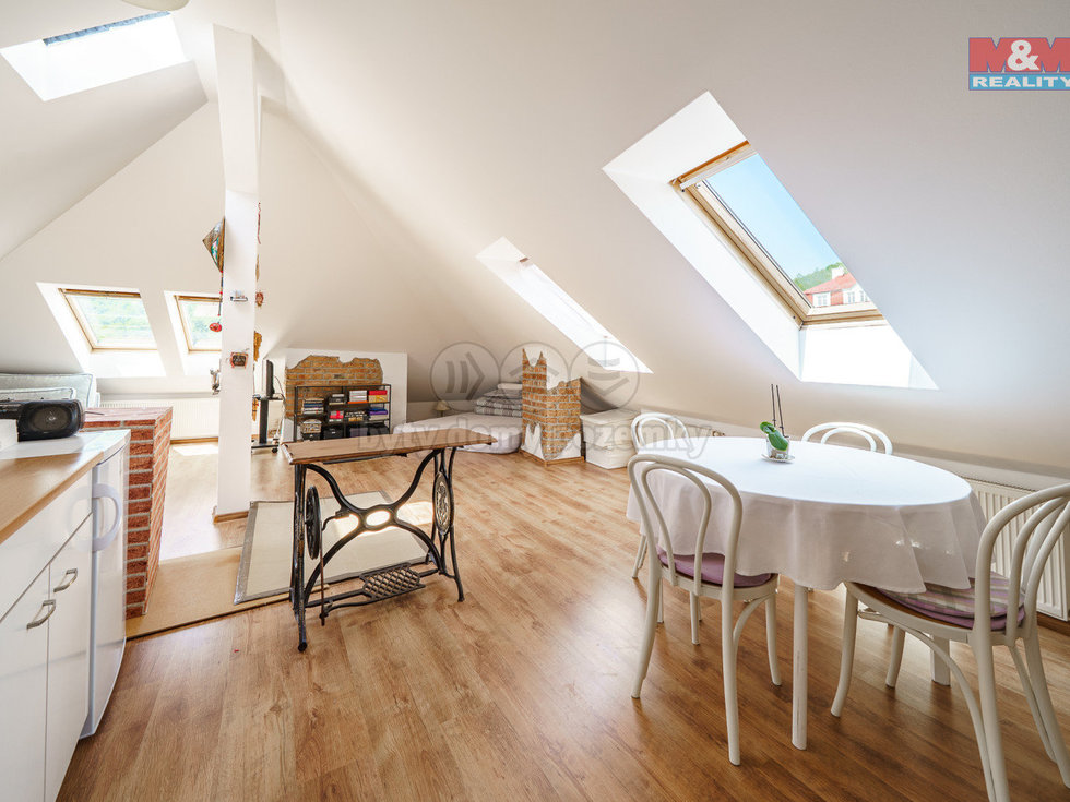 Prodej bytu 1+kk, garsoniery 58 m², Karlovy Vary