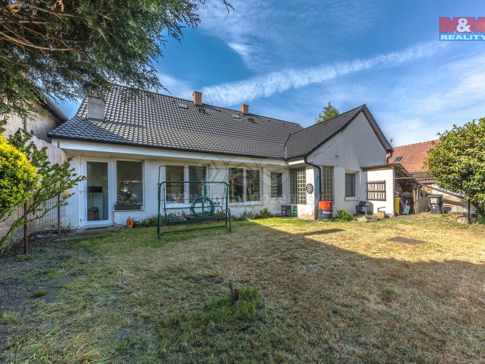 Prodej chaty 120 m², Činěves