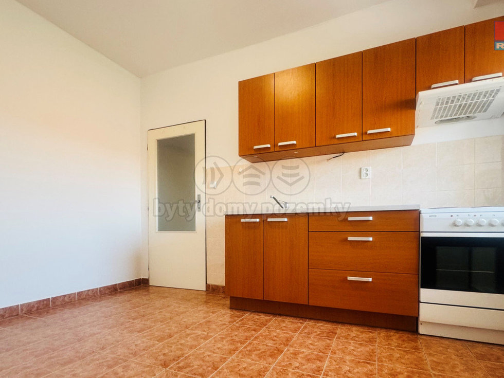 Pronájem bytu 1+1 38 m², Rožďalovice
