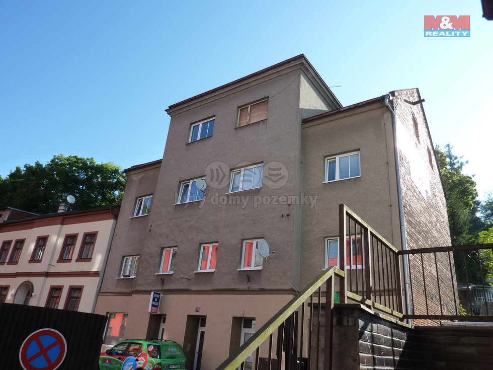 Prodej bytu 2+1 56 m², Náchod
