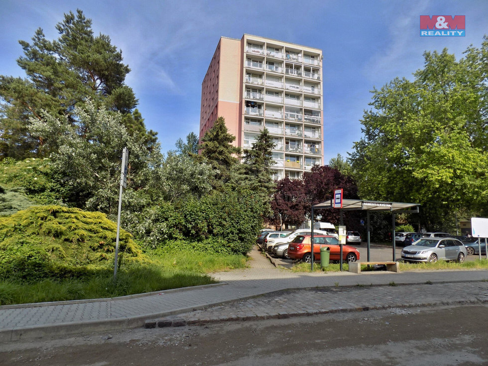 Pronájem bytu 2+1 54 m², Děčín
