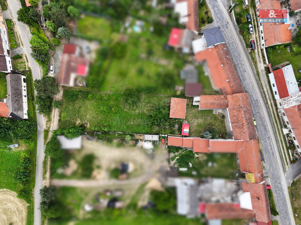 Prodej stavební parcely 2068 m², Myslejovice