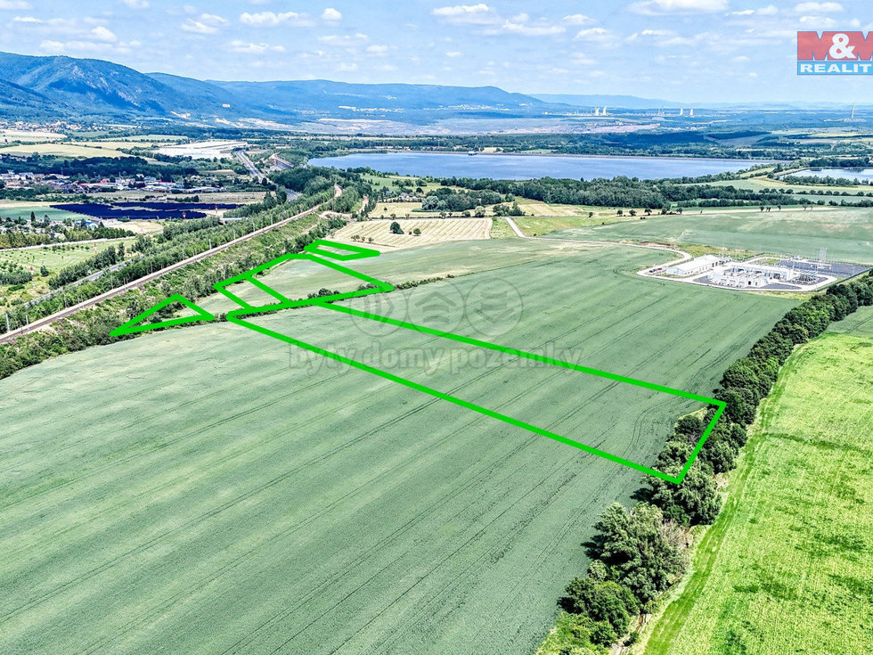 Prodej komerčního pozemku 53459 m², Jirkov