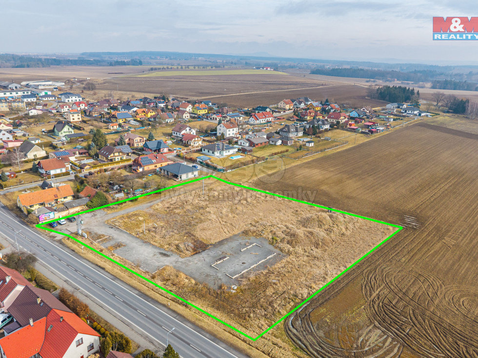 Prodej komerčního pozemku 7031 m², Klenovice