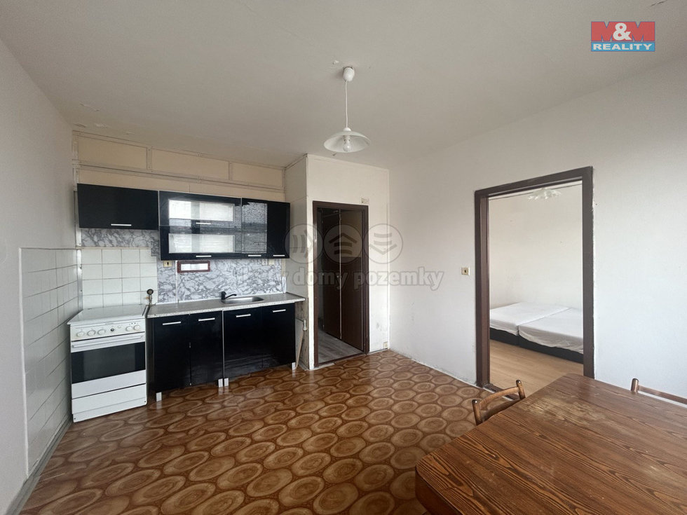 Prodej bytu 1+1 36 m², Jirkov