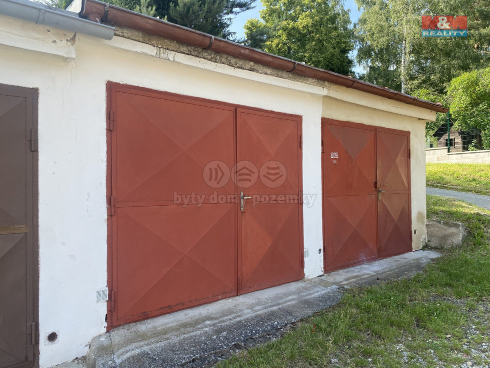 Prodej garáže 17 m², Písek