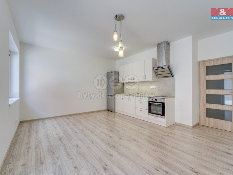 Pronájem bytu 1+kk, garsoniery 36 m², Dýšina