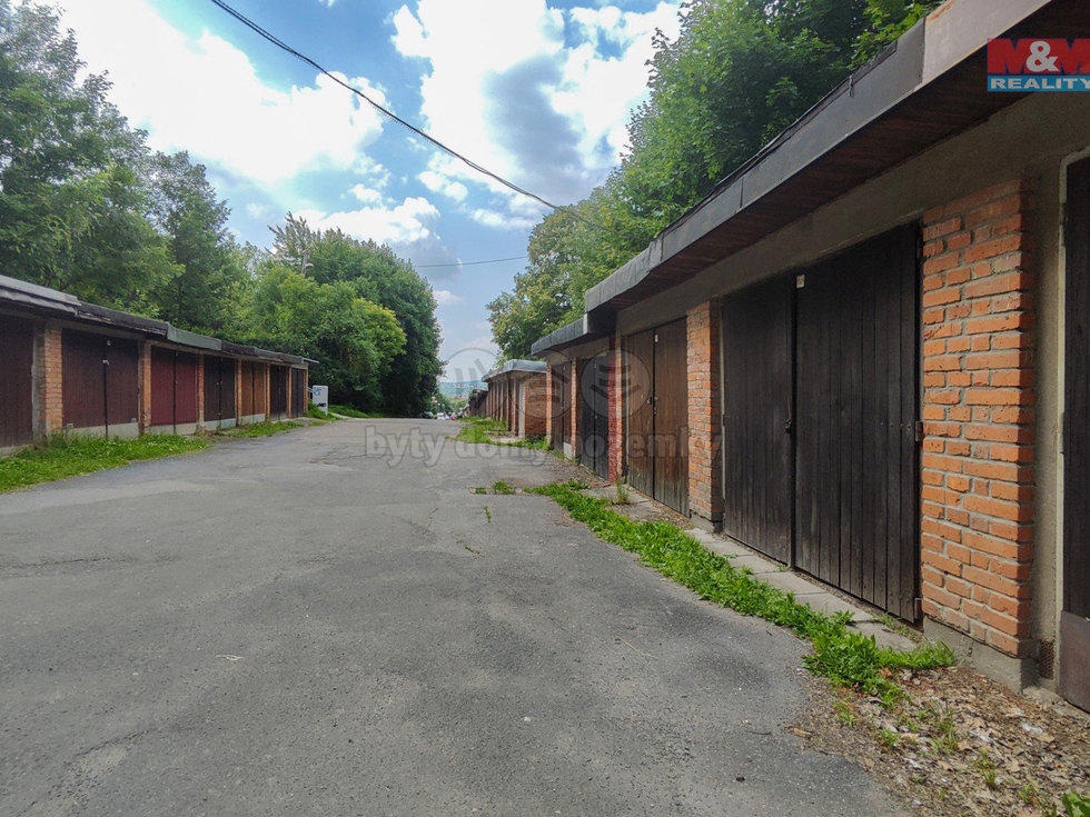 Pronájem garáže 16 m², Zlín