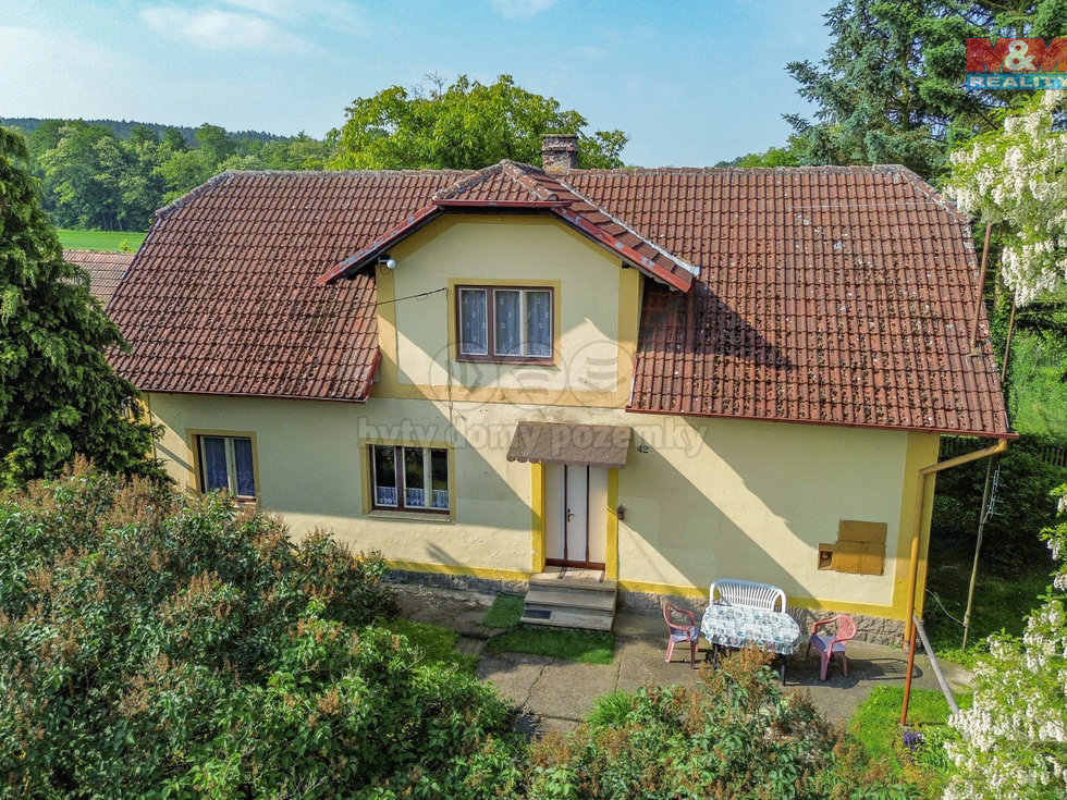 Prodej rodinného domu 127 m², Velečín