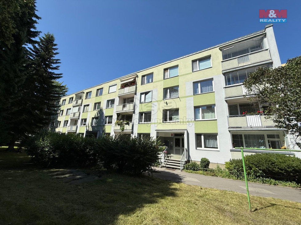 Pronájem bytu 2+1 60 m², Děčín