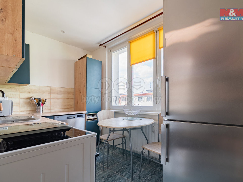Prodej bytu 2+1 60 m², Sokolov