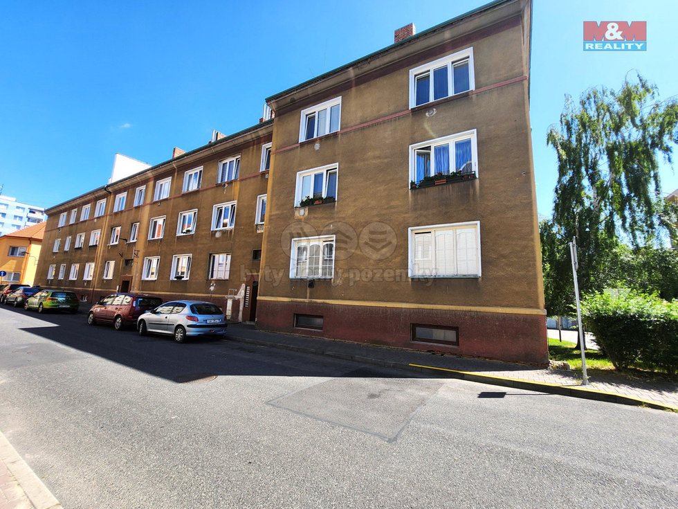 Pronájem bytu 1+1 45 m², Žatec