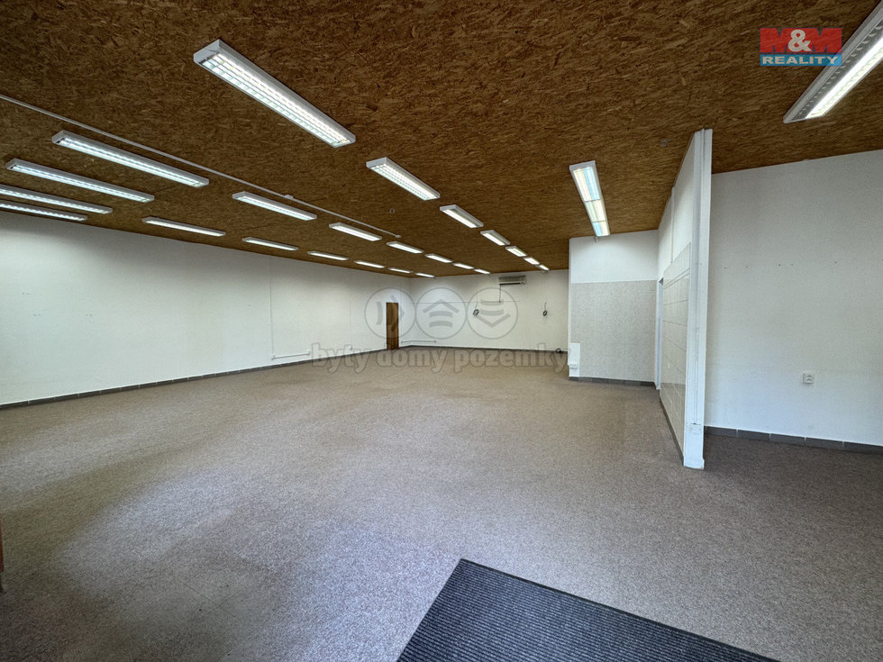Pronájem obchodu 240 m², Hořovice